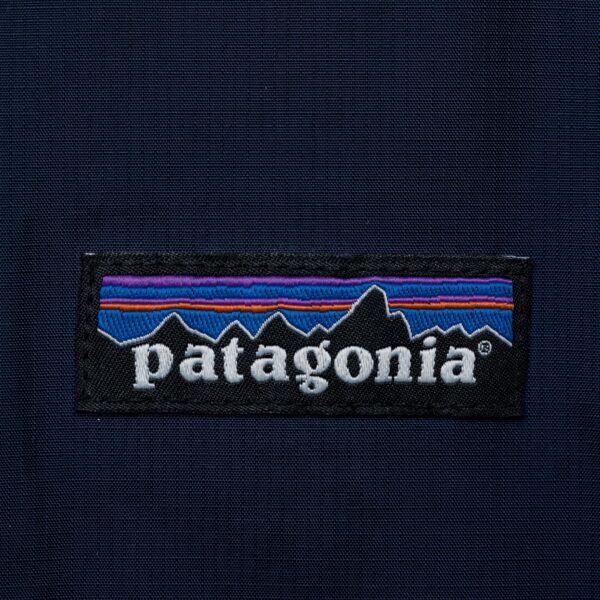 Let my people go surfing : Patagonia’s philosophy